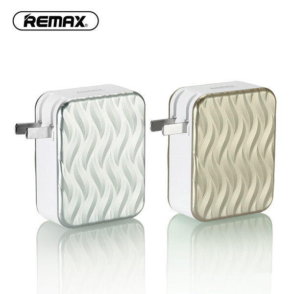 (ITCG285) ที่ชาร์จ Remax 4 USB Wave -: P421 : Remax 4 USB Wave Charger -: P421  