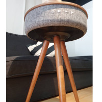  (ITSK102) โต๊ะลำโพงบลูทูธพร้อมที่ชาร์จไร้สายในตัว Beez Wooden Touch Limited - P767 : Beez Wooden Touch Limited Bluetooth Speaker Table with Built-in Wireless Charger - P767